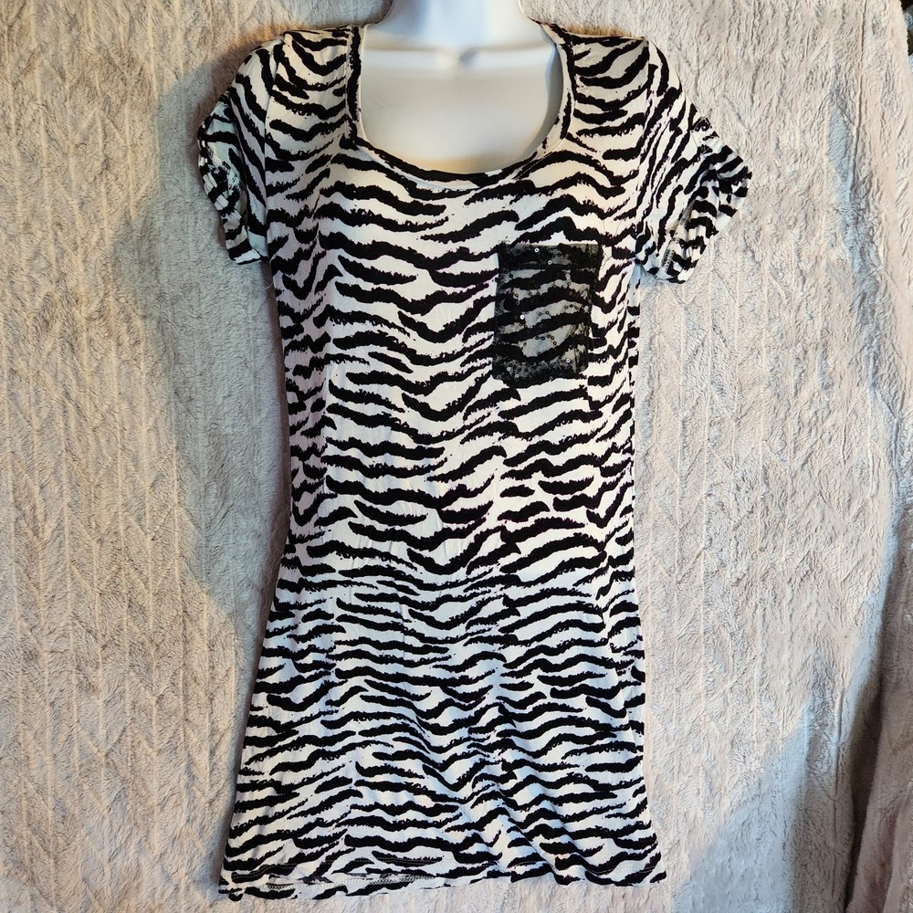Tart Intimates Zebra Print Night Gown Black White Lace Pocket Size Small